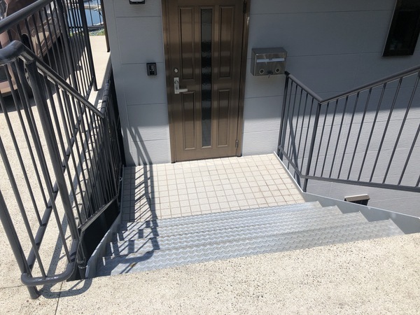 A1CAC7F2-4B30-46F4-9664-92A197BC3AA3_コピー