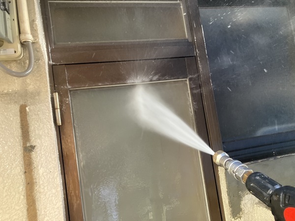 3DB98E81-7EC4-49BA-B20A-EE3B237C581A_コピー